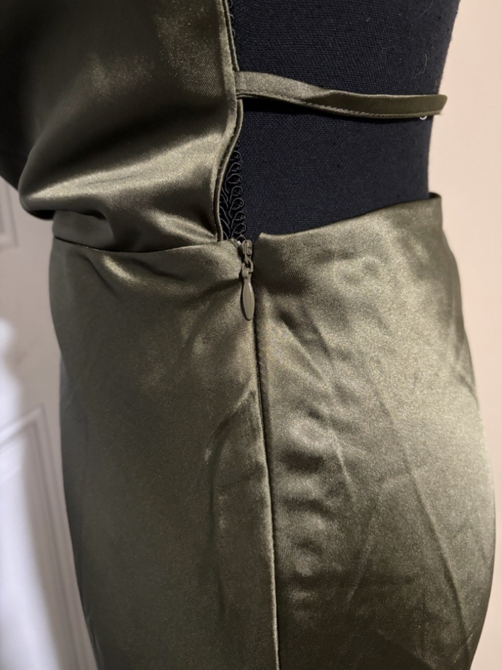 Princess Polly Iridescent Plunge Maxi Dress Olive Green. - Picture 9 of 12